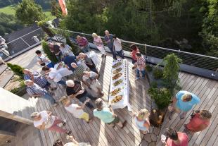 Aperitif-Dachterrasse