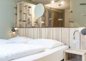 venus-nr-300-28-11-17-b6a3960