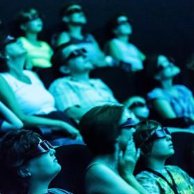 planetarium-zuschauer