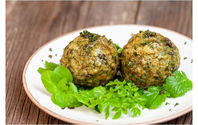 08-01-23-kraeuterknoedel-1357-klein