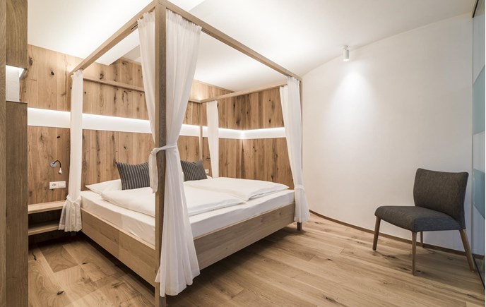 saturn-nr-205-28-11-17-b6a3877