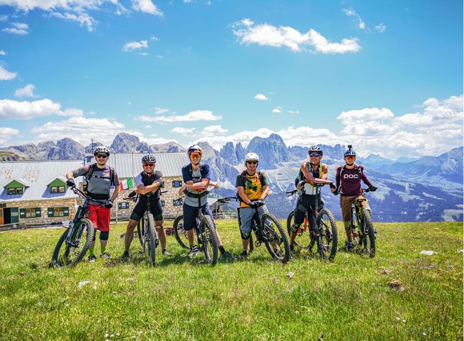 20220706-trial-on-trail-ebike-camp-mit-tom-oehler-0126-klein